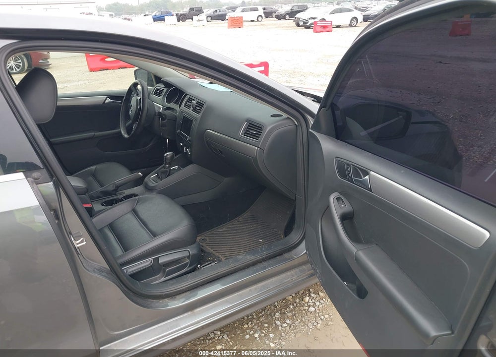 2017 VOLKSWAGEN JETTA VIN: 3VWDB7AJ0HM310098
