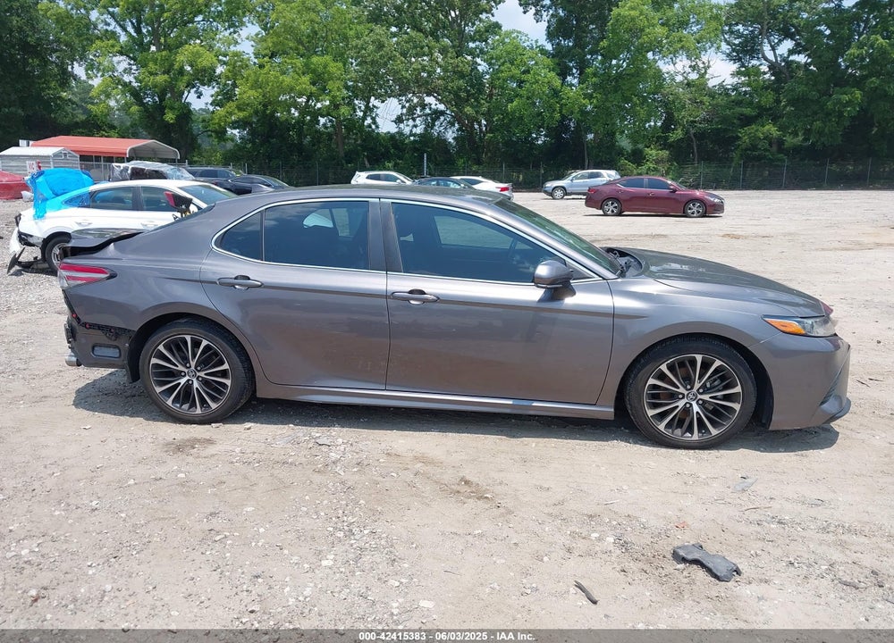 2018 TOYOTA CAMRY VIN: 4T1B11HK7JU019376