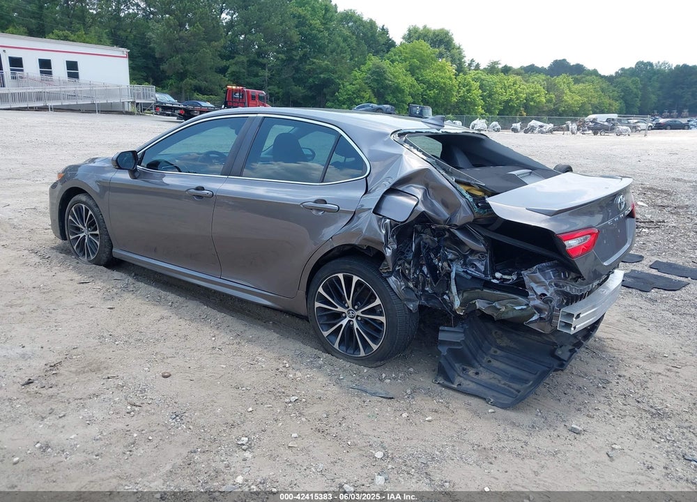2018 TOYOTA CAMRY VIN: 4T1B11HK7JU019376