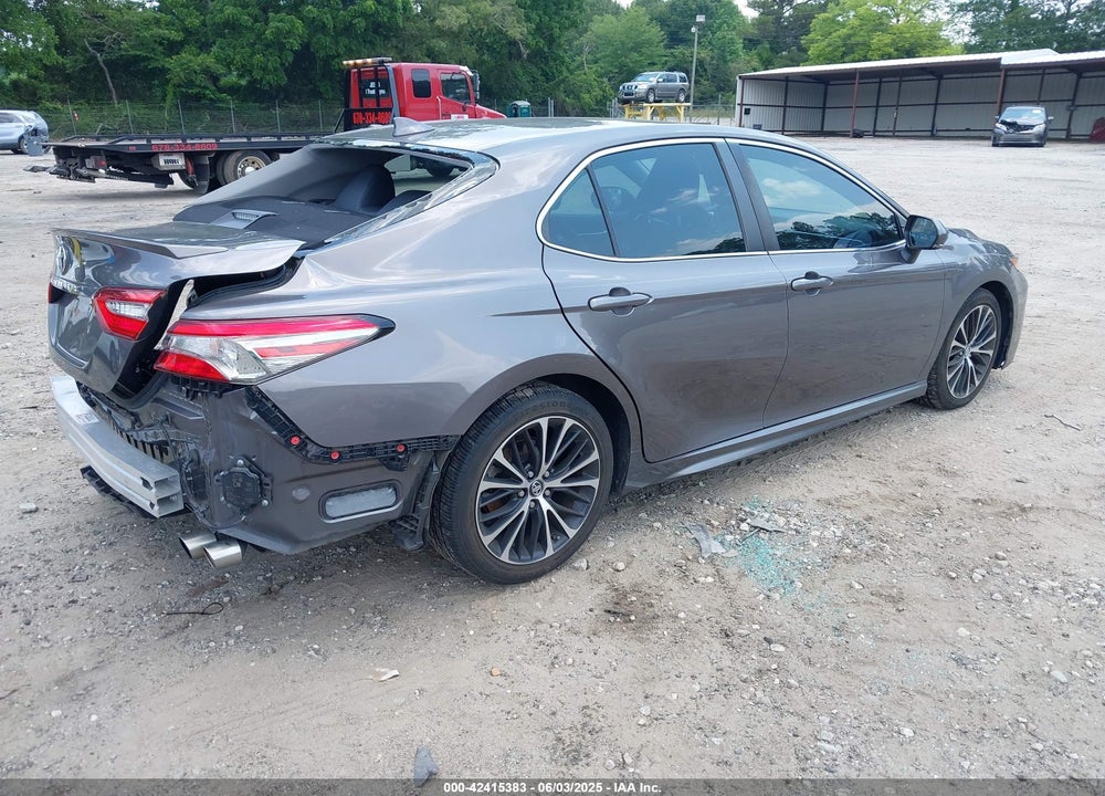 2018 TOYOTA CAMRY VIN: 4T1B11HK7JU019376