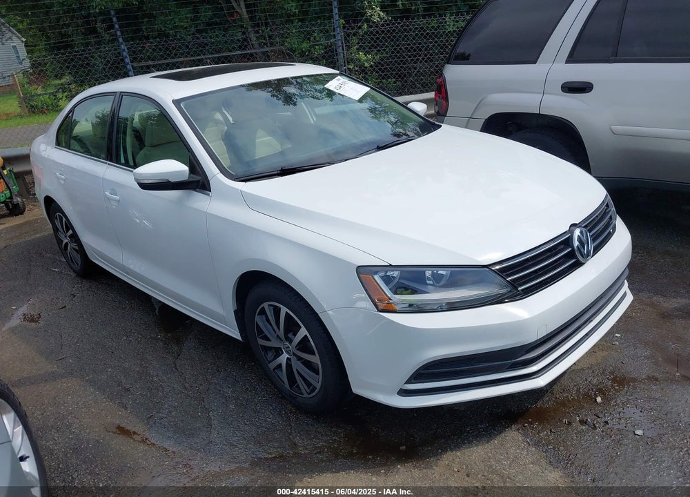 2017 VOLKSWAGEN JETTA 1.4T SE VIN: 3VWDB7AJ6HM360388