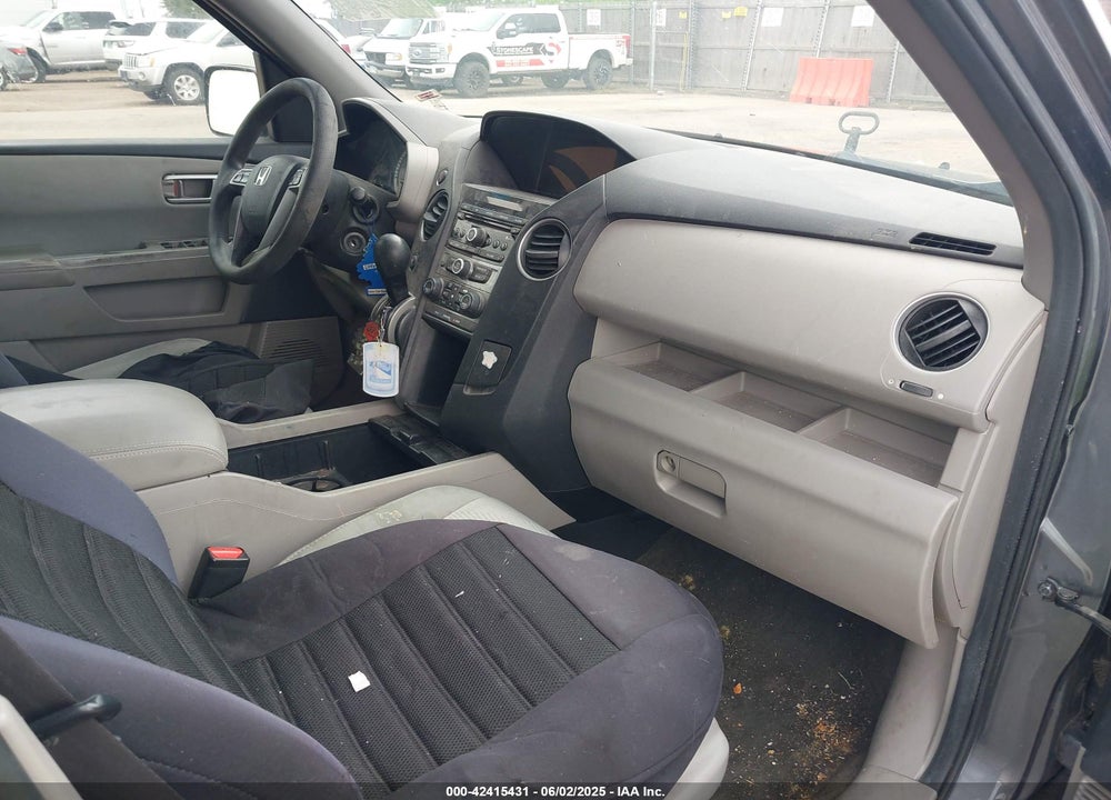2013 HONDA PILOT VIN: 5FNYF4H21DB028458