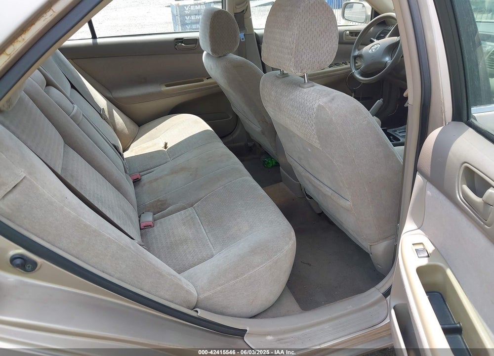 2002 TOYOTA CAMRY LE V6 VIN: 4T1BF30K22U504096