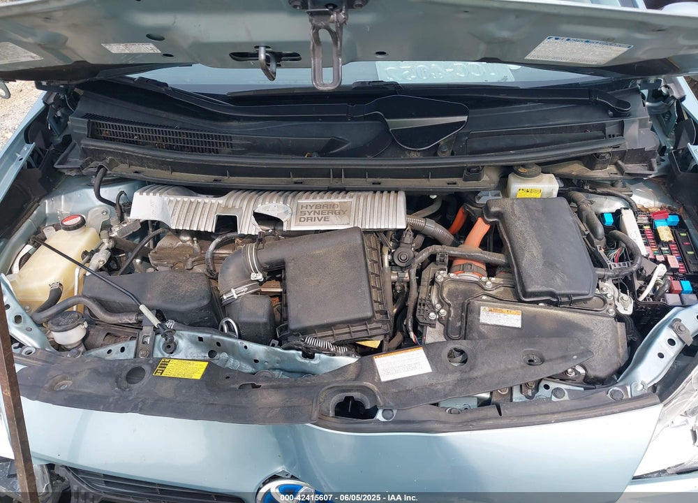2015 TOYOTA PRIUS VIN: JTDKN3DU8F1897502