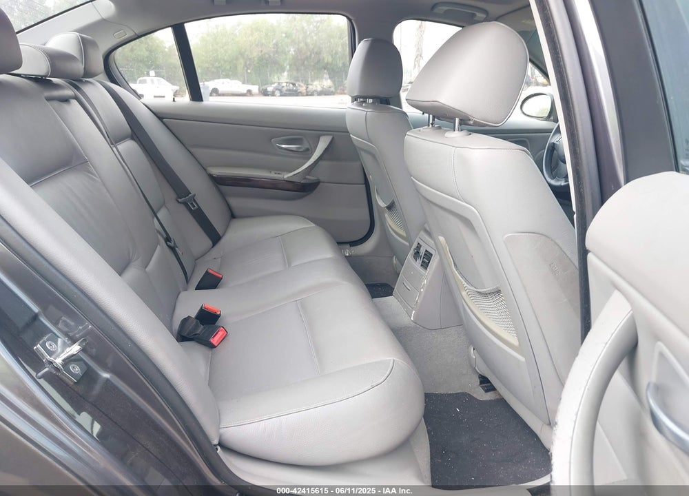 2006 BMW 325I VIN: WBAVB135X6KX33048