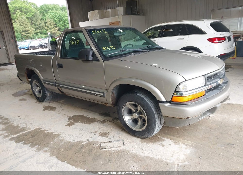 2000 CHEVROLET S-10 LS VIN: 1GCCS1456YK216812