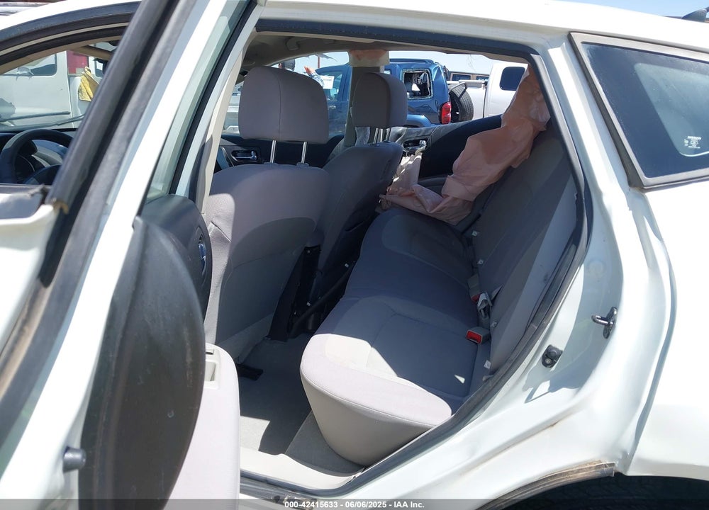 2010 NISSAN ROGUE S VIN: JN8AS5MVXAW131554