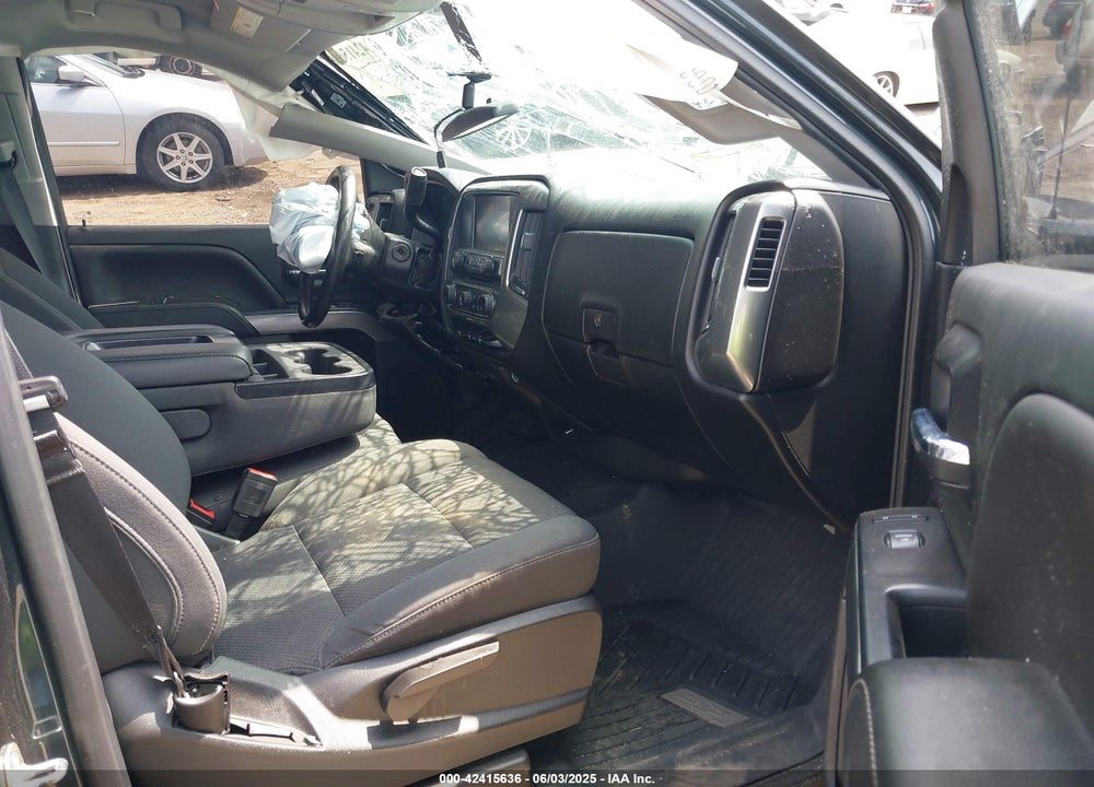 2018 CHEVROLET SILVERADO 1500 VIN: 3GCPCREC5JG505882