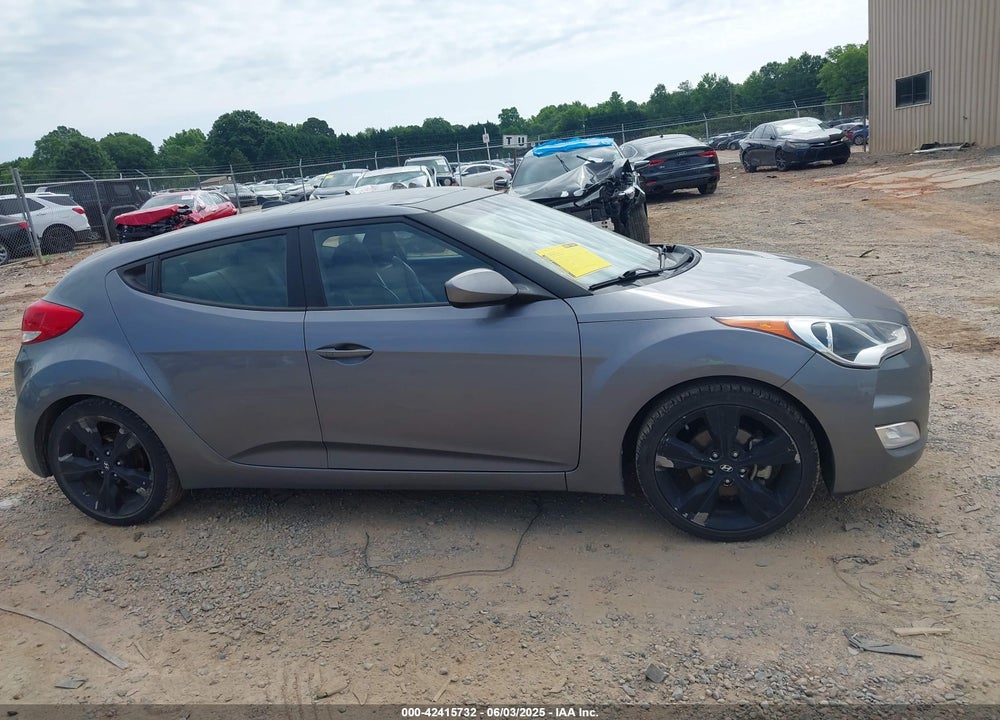 2016 HYUNDAI VELOSTER VIN: KMHTC6AD0GU250801