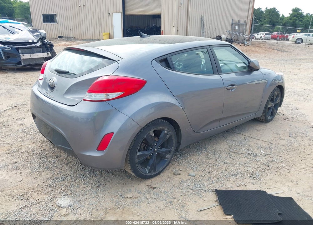 2016 HYUNDAI VELOSTER VIN: KMHTC6AD0GU250801