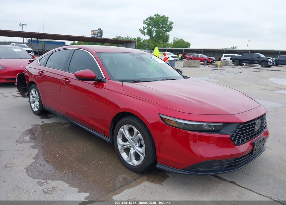 2024 HONDA ACCORD LX VIN: 1HGCY1F26RA083088