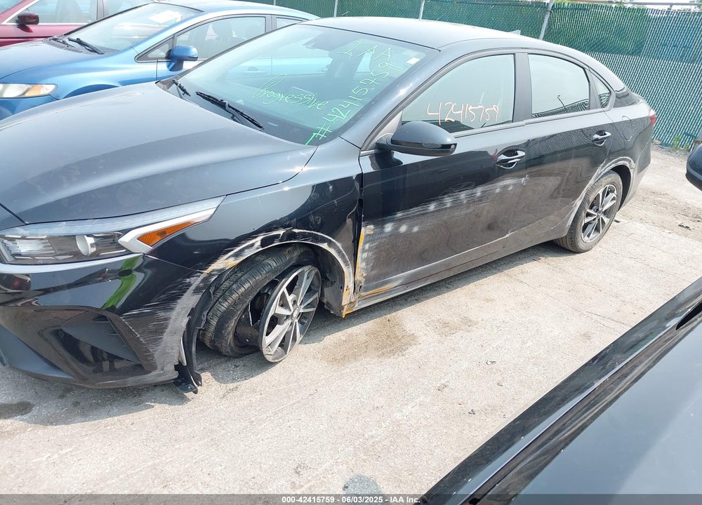 2023 KIA FORTE VIN: 3KPF24AD7PE531713
