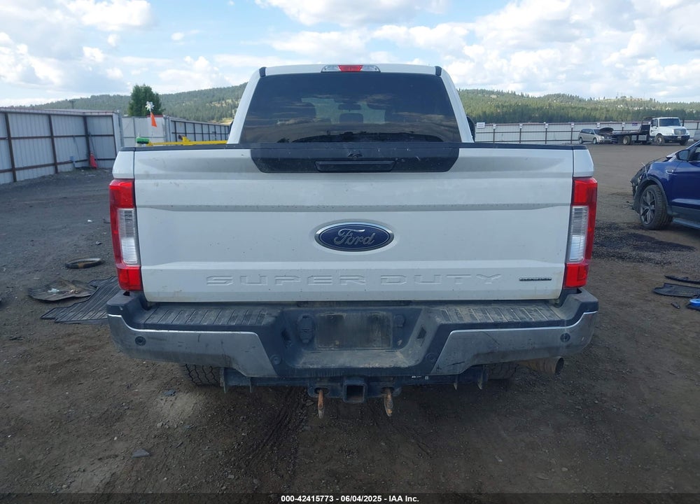 2019 FORD F-250 VIN: 1FT7W2B65KED16493