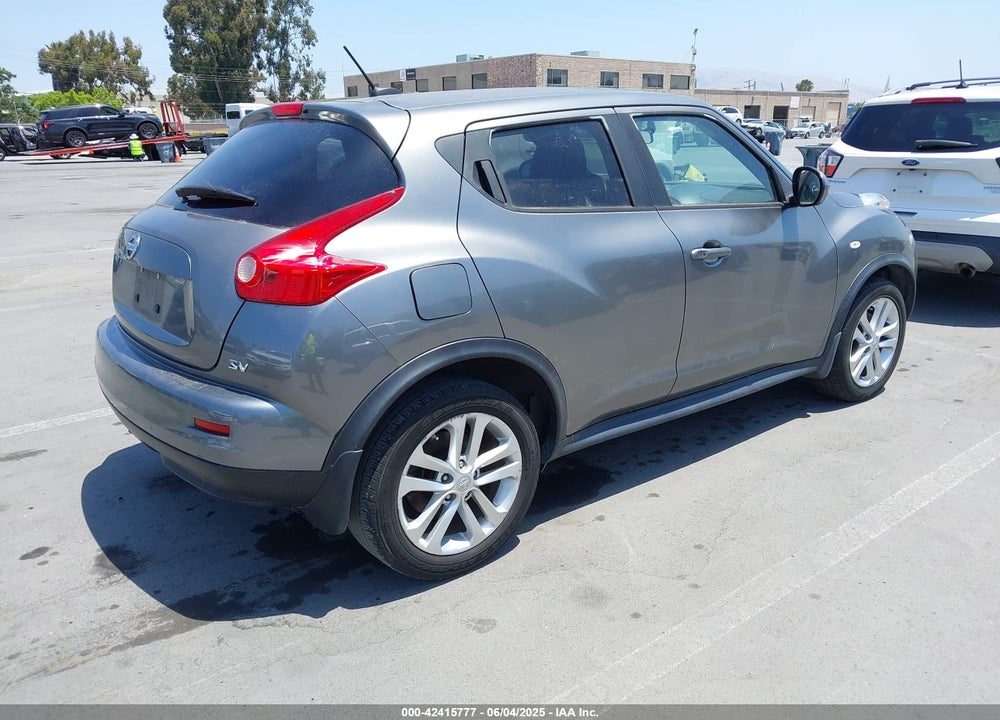 2011 NISSAN JUKE SV VIN: JN8AF5MR5BT003944