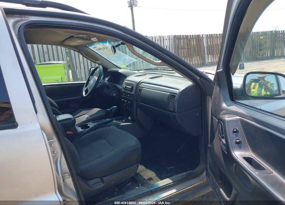 2003 JEEP GRAND CHEROKEE LAREDO VIN: 1J4GW48S83C558962
