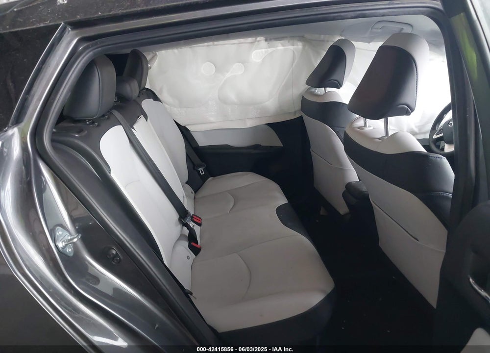 2017 TOYOTA PRIUS FOUR TOURING VIN: JTDKARFU2H3532249