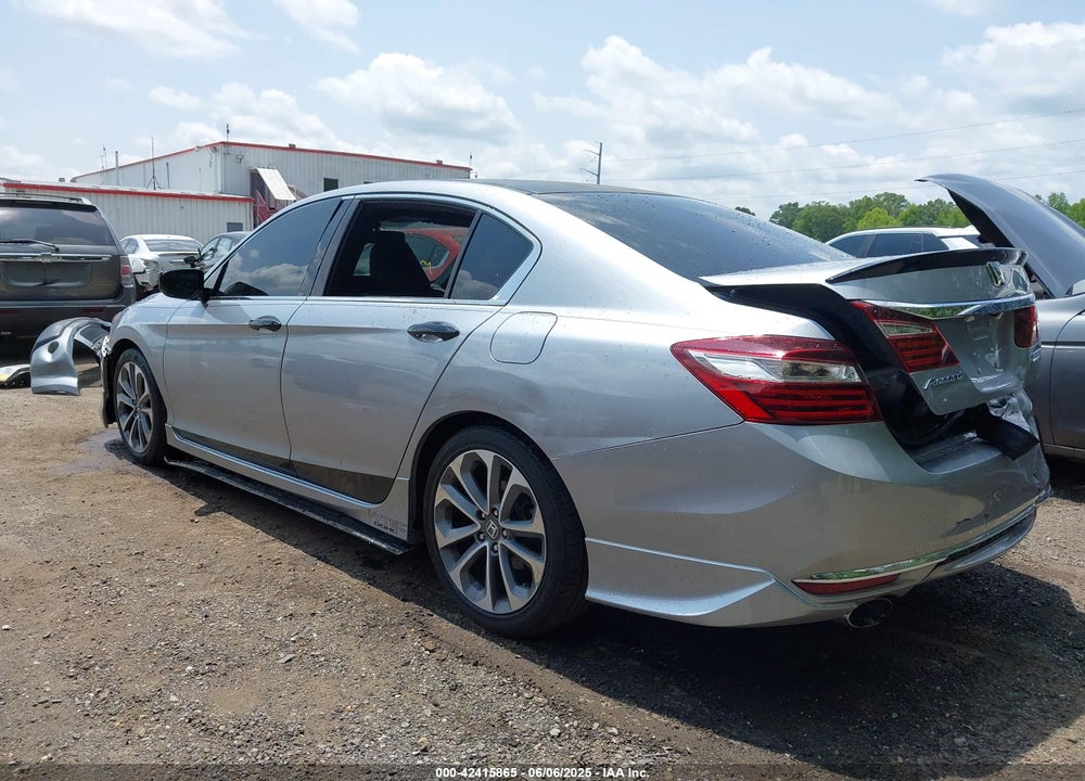2017 HONDA ACCORD VIN: 1HGCR2F15HA058935