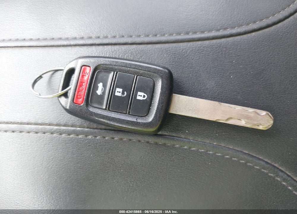 2017 HONDA ACCORD VIN: 1HGCR2F15HA058935