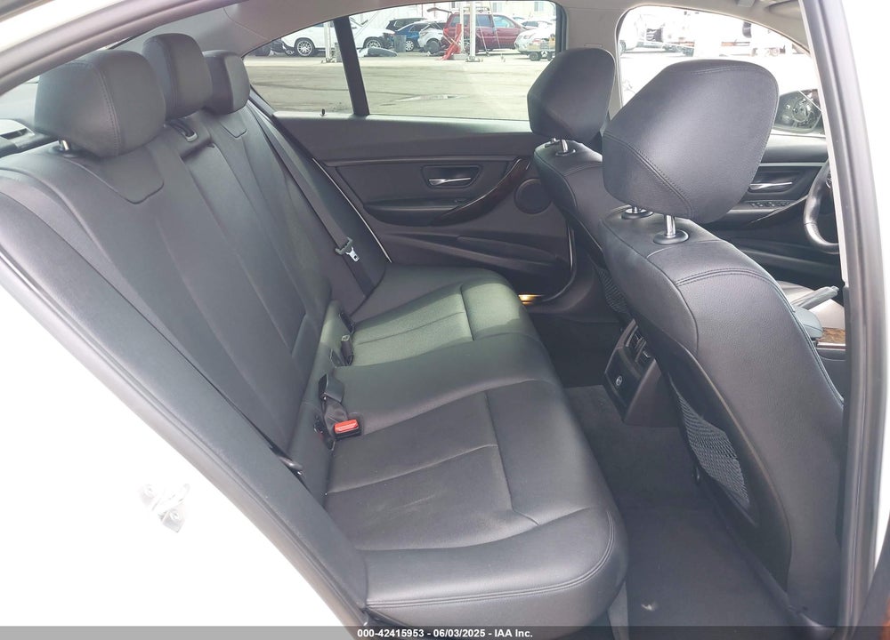 2015 BMW 328I VIN: WBA3A5C57FF610527