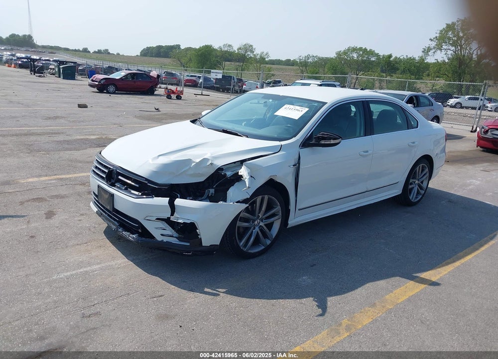 2017 VOLKSWAGEN PASSAT VIN: 1VWDT7A31HC022087