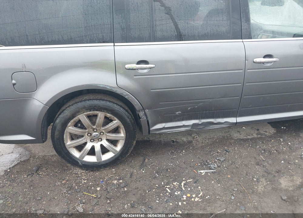2010 FORD FLEX VIN: 2FMGK5DC9ABA98421