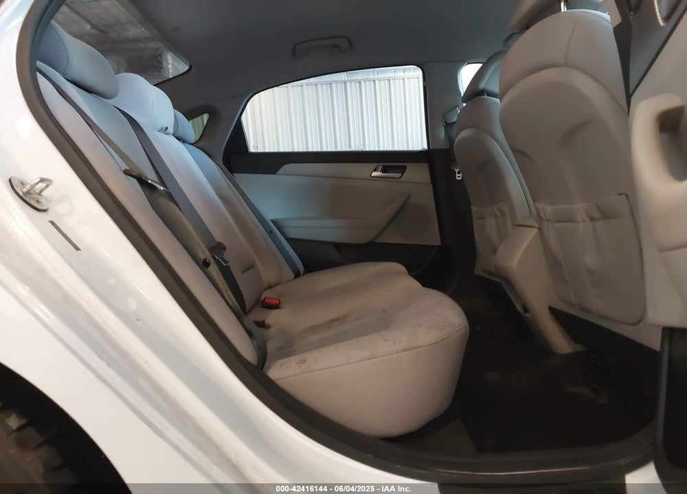 2016 HYUNDAI SONATA VIN: 5NPE24AFXGH321504