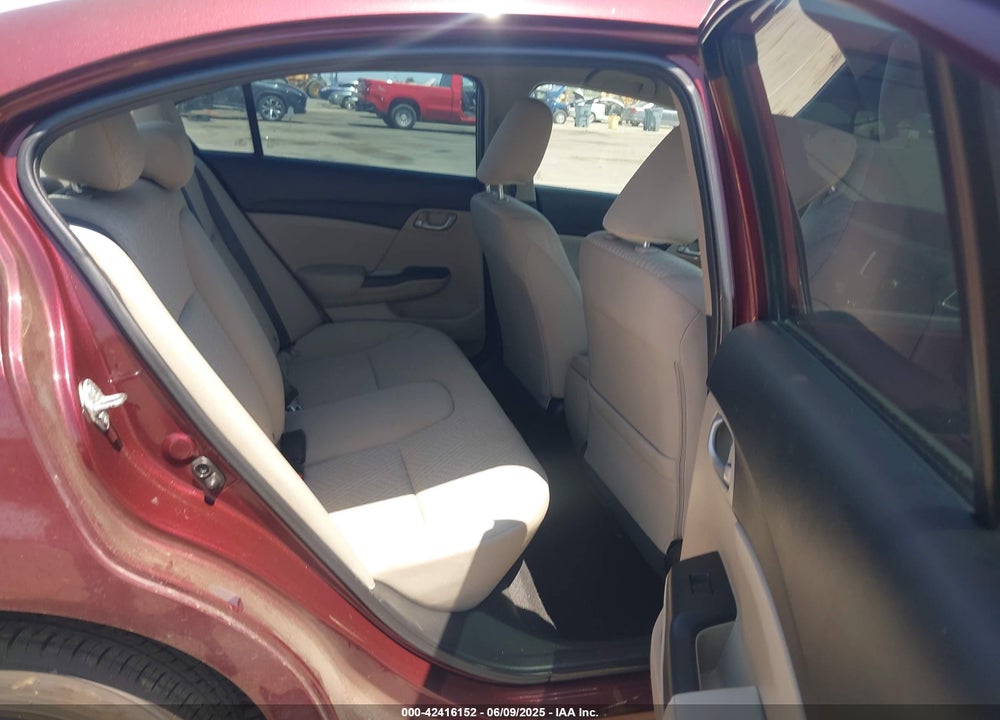2014 HONDA CIVIC LX VIN: 19XFB2F59EE237457