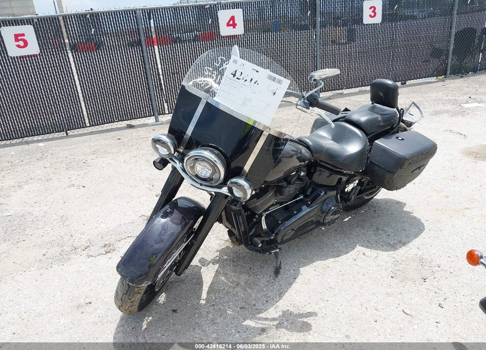2021 HARLEY-DAVIDSON FLHCS VIN: 1HD1YBK16MB017747