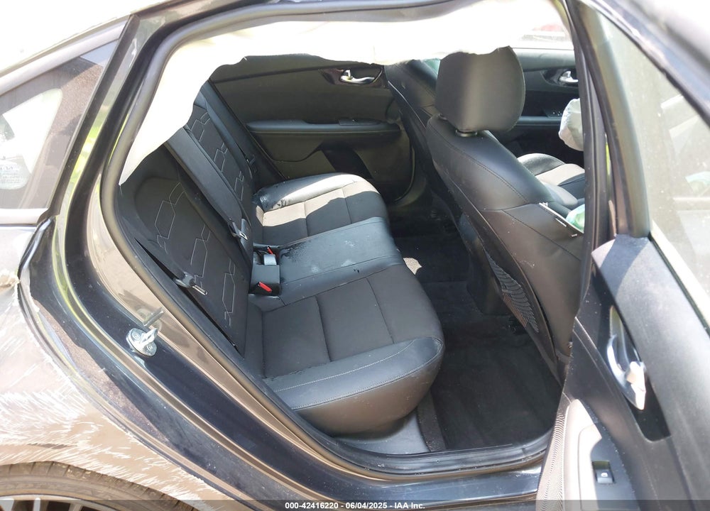 2023 KIA FORTE GT LINE VIN: 3KPF54AD1PE529351