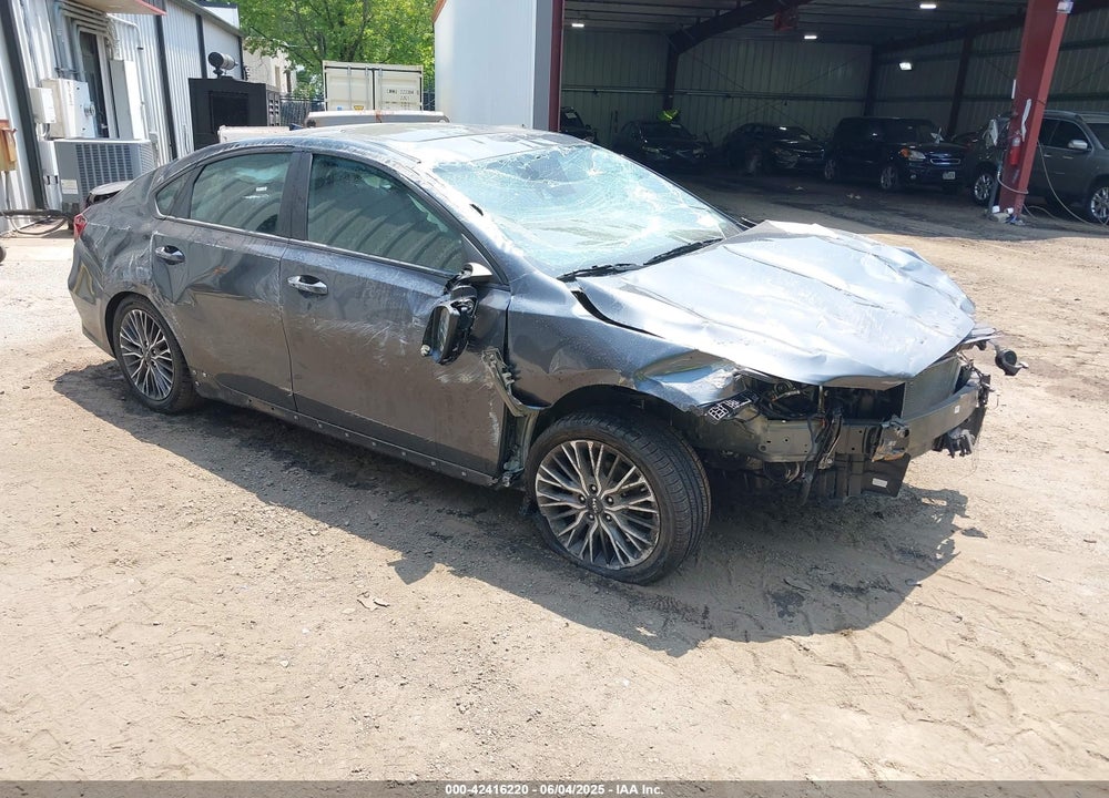 2023 KIA FORTE GT LINE VIN: 3KPF54AD1PE529351