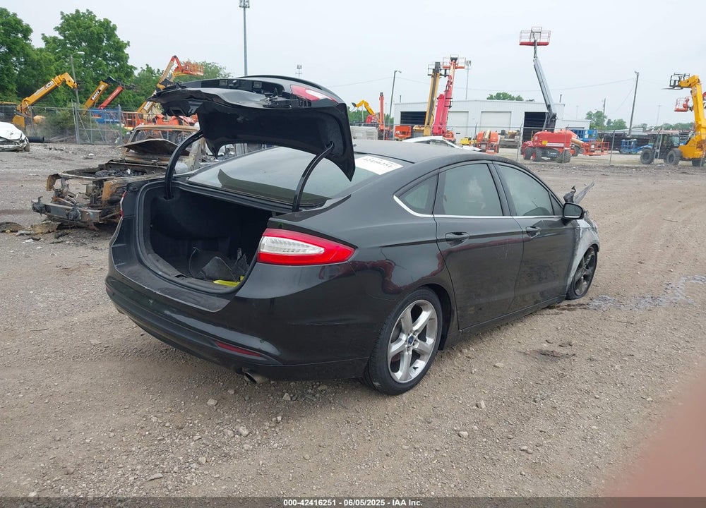 2014 FORD FUSION SE VIN: 1FA6P0HD5E5389974