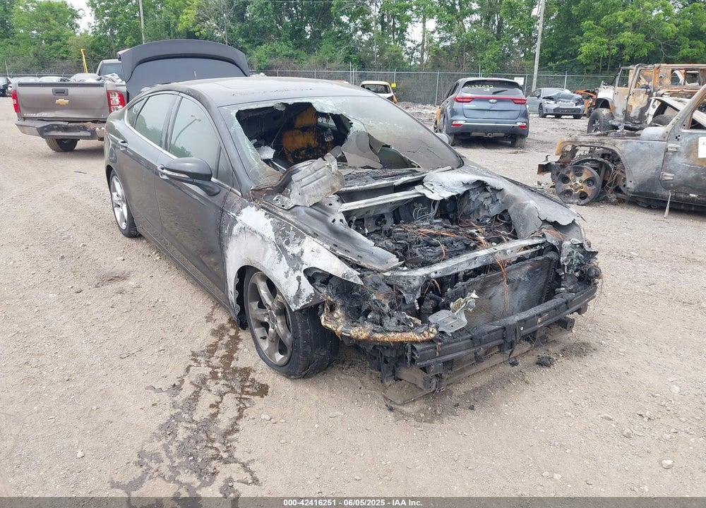 2014 FORD FUSION SE VIN: 1FA6P0HD5E5389974