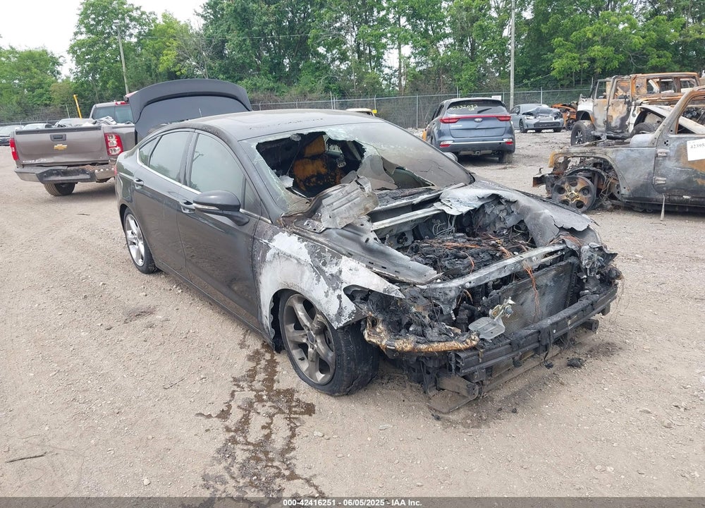 2014 FORD FUSION SE VIN: 1FA6P0HD5E5389974