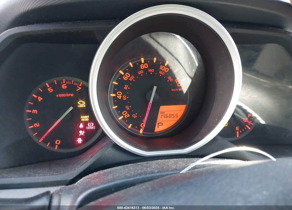 2011 TOYOTA 4RUNNER SR5 V6 VIN: JTEBU5JR3B5059519