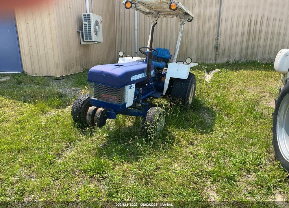 1985 FORD TRACTOR VIN: USA504BORE077573