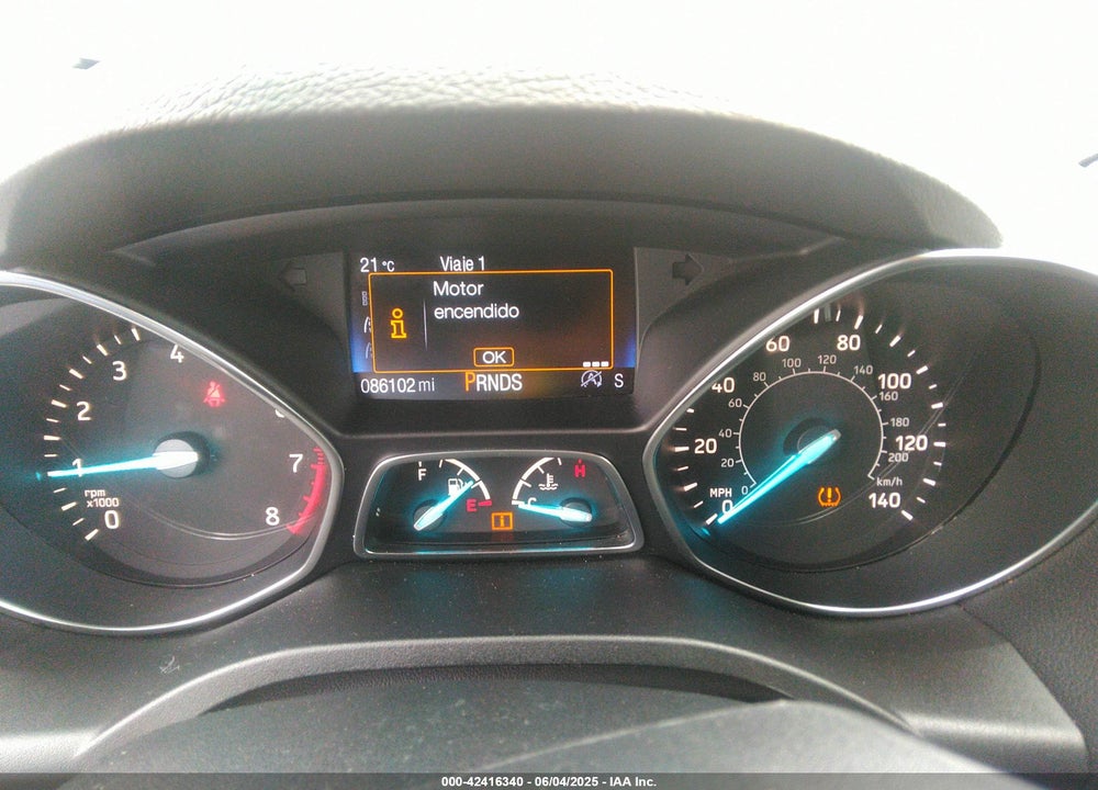 2017 FORD ESCAPE VIN: 1FMCU9J9XHUE10243