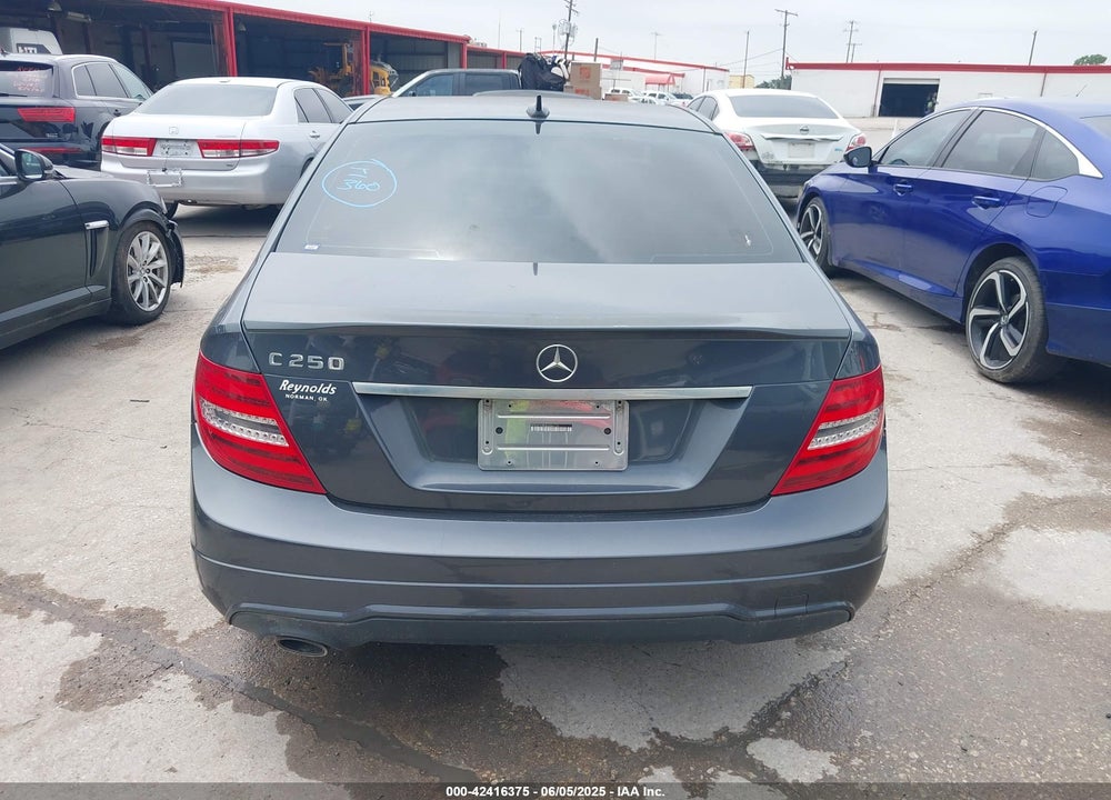 2014 MERCEDES-BENZ C 250 VIN: WDDGF4HB5EA964773