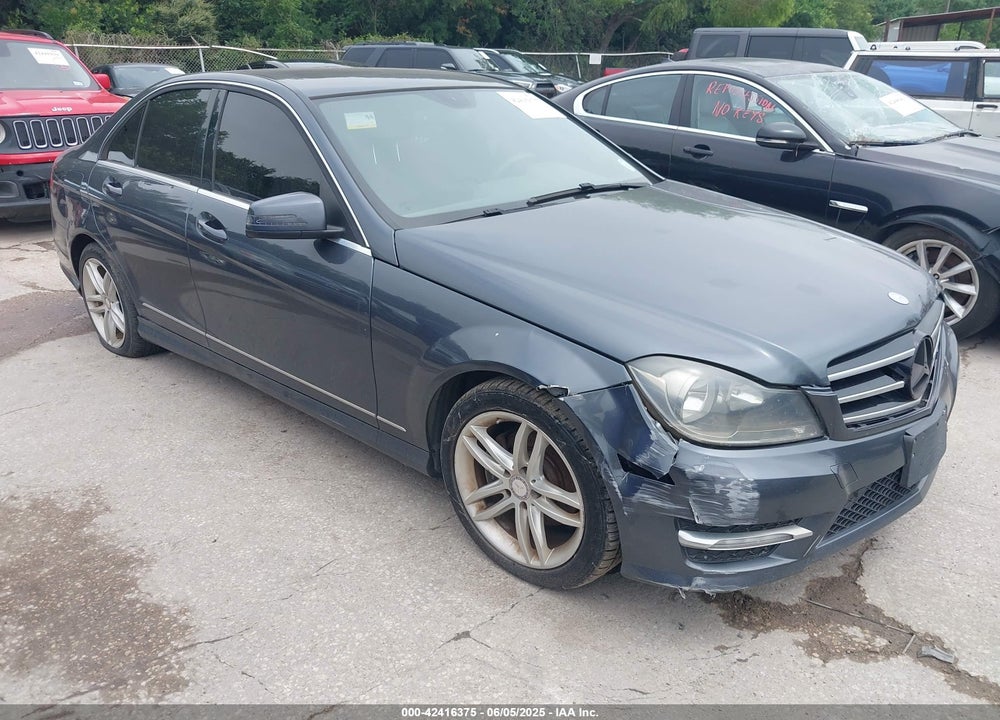 2014 MERCEDES-BENZ C 250 VIN: WDDGF4HB5EA964773