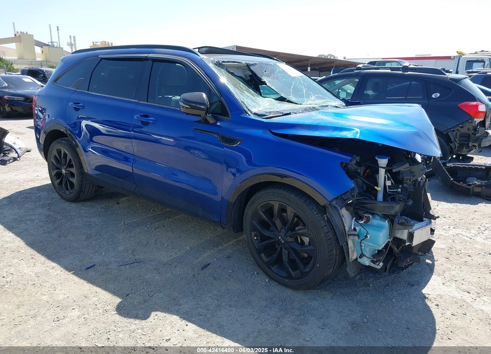 2021 KIA SORENTO VIN: 5XYRK4LF2MG017293