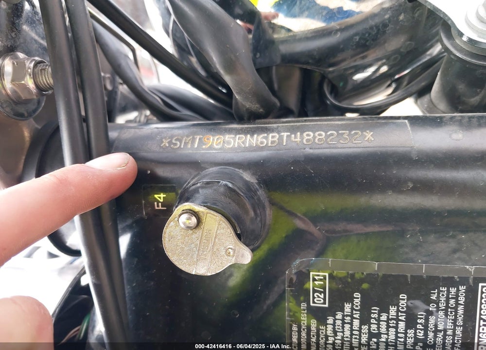 2011 TRIUMPH MOTORCYCLE AMERICA VIN: SMT905RN6BT488232
