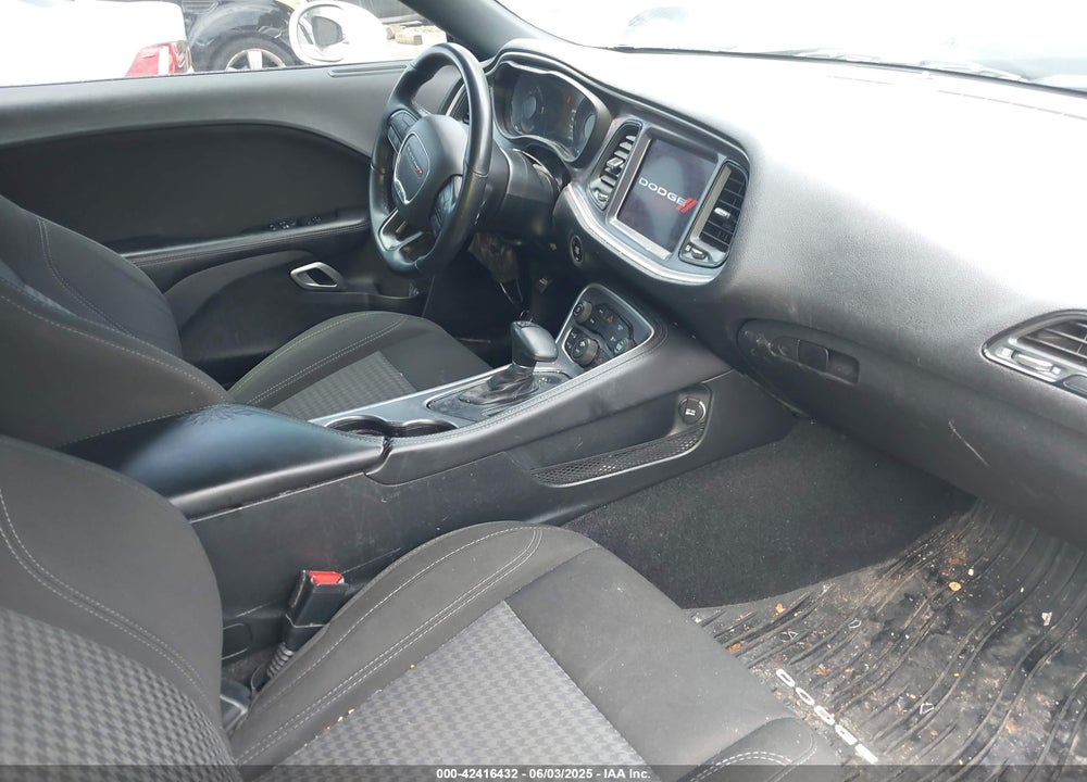 2020 DODGE CHALLENGER SXT VIN: 2C3CDZAG7LH227045