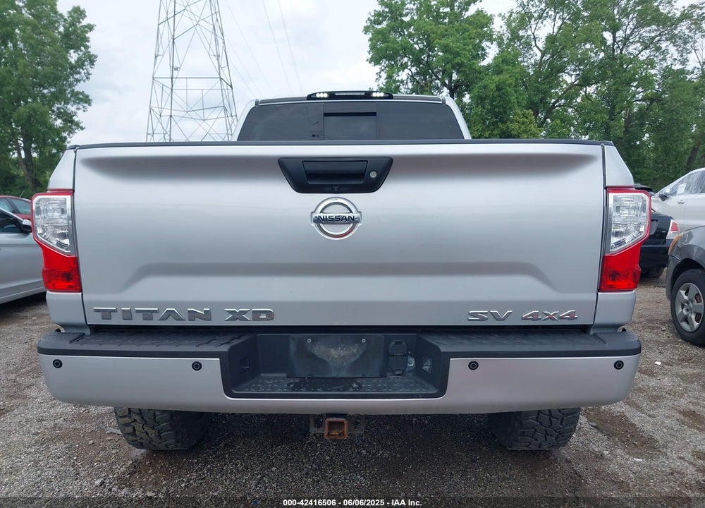 2018 NISSAN TITAN XD SV DIESEL VIN: 1N6BA1F4XJN532850