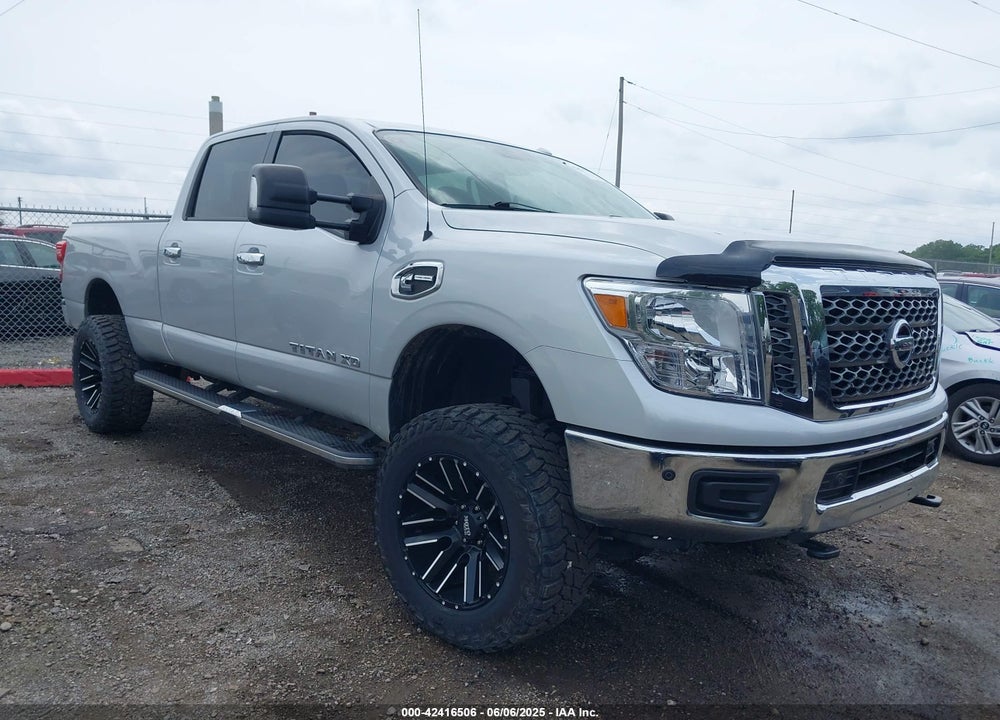 2018 NISSAN TITAN XD SV DIESEL VIN: 1N6BA1F4XJN532850