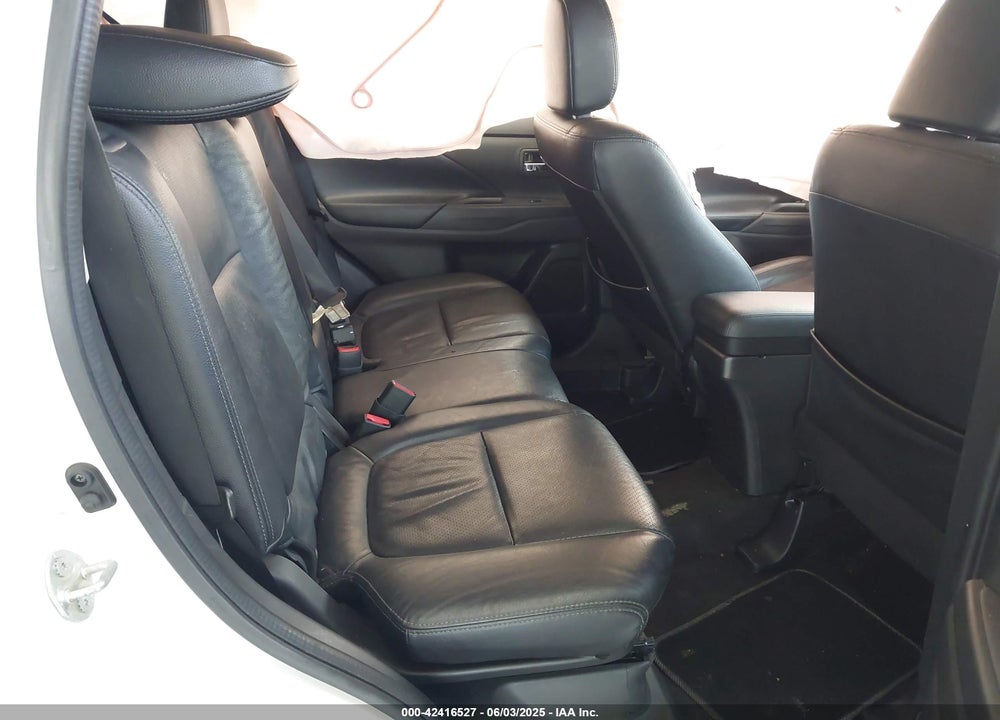 2018 MITSUBISHI OUTLANDER LE/SE/SEL VIN: JA4AD3A35JZ063086