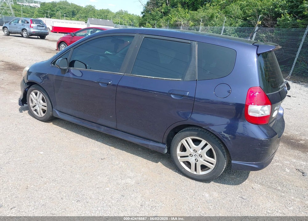 2008 HONDA FIT VIN: JHMGD38658S043311