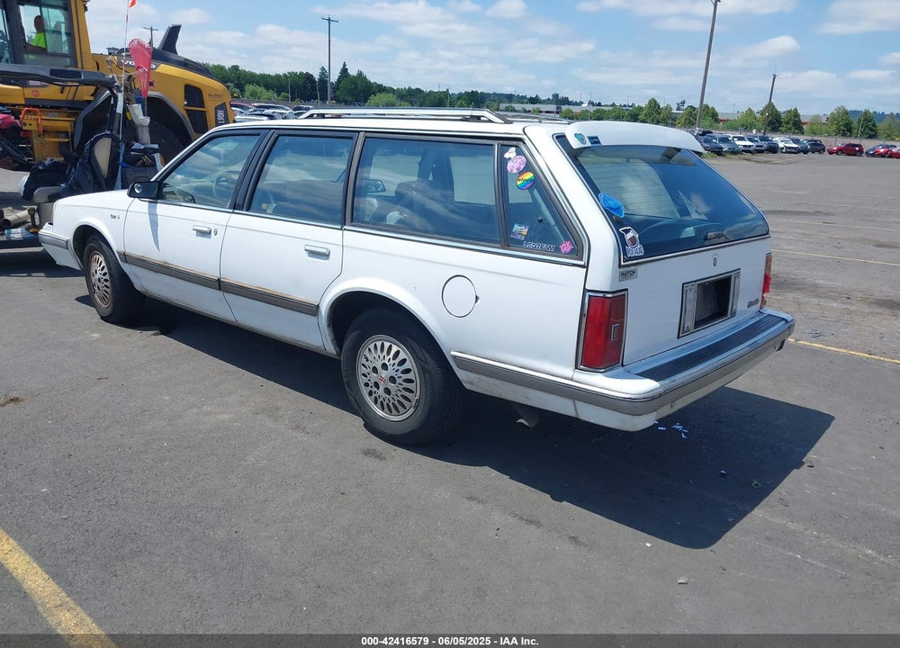1996 OLDSMOBILE CIERA SL VIN: 1G3AJ85M8T6348254
