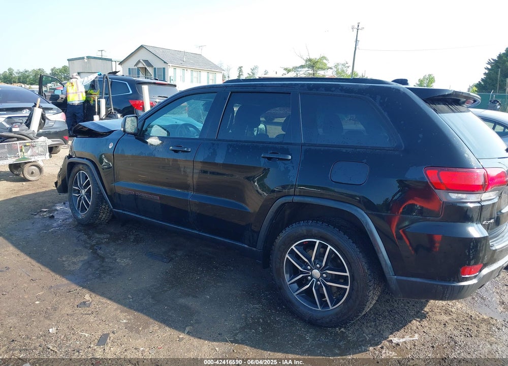 2018 JEEP GRAND CHEROKEE TRAILHAWK 4X4 VIN: 1C4RJFLG4JC241057