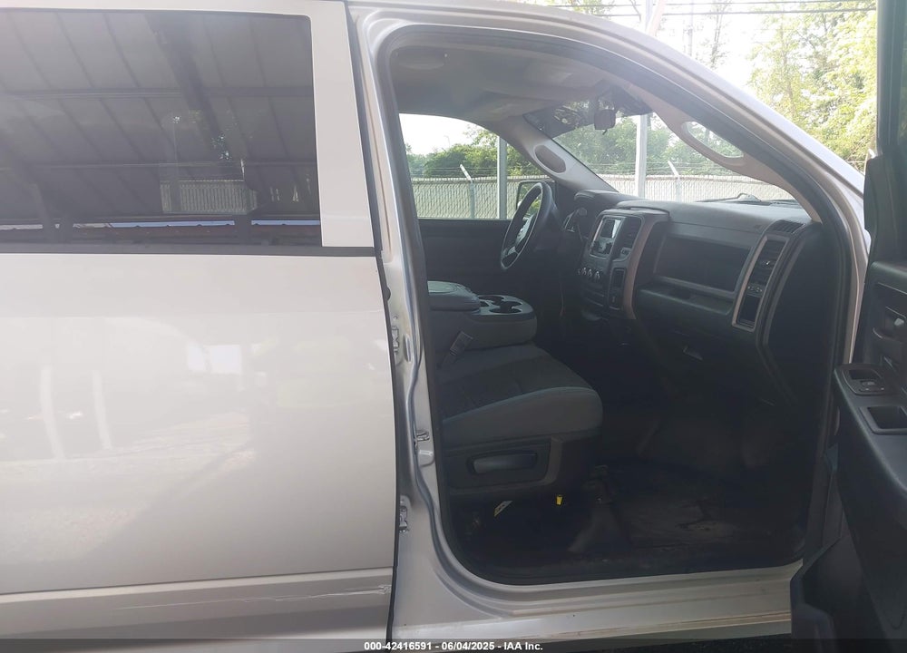 2014 RAM 1500 VIN: 1C6RR7XT9ES277111