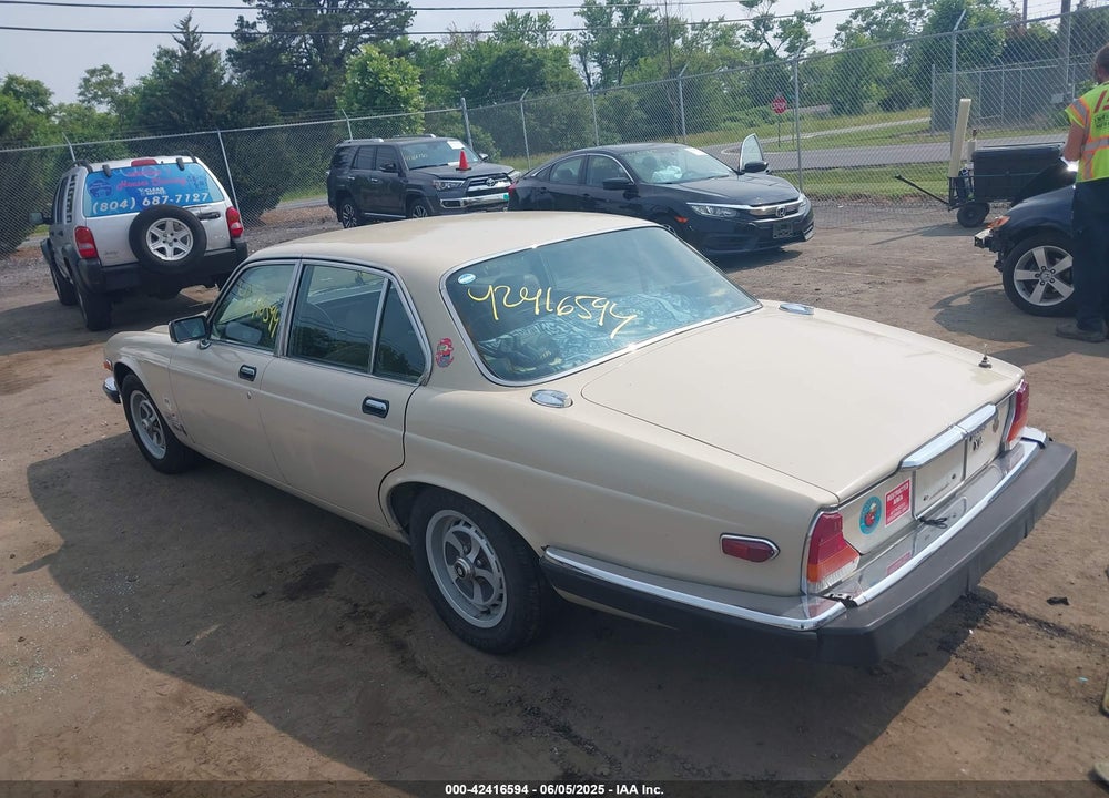 1986 JAGUAR XJ6 VIN: SAJAV1341GC431953