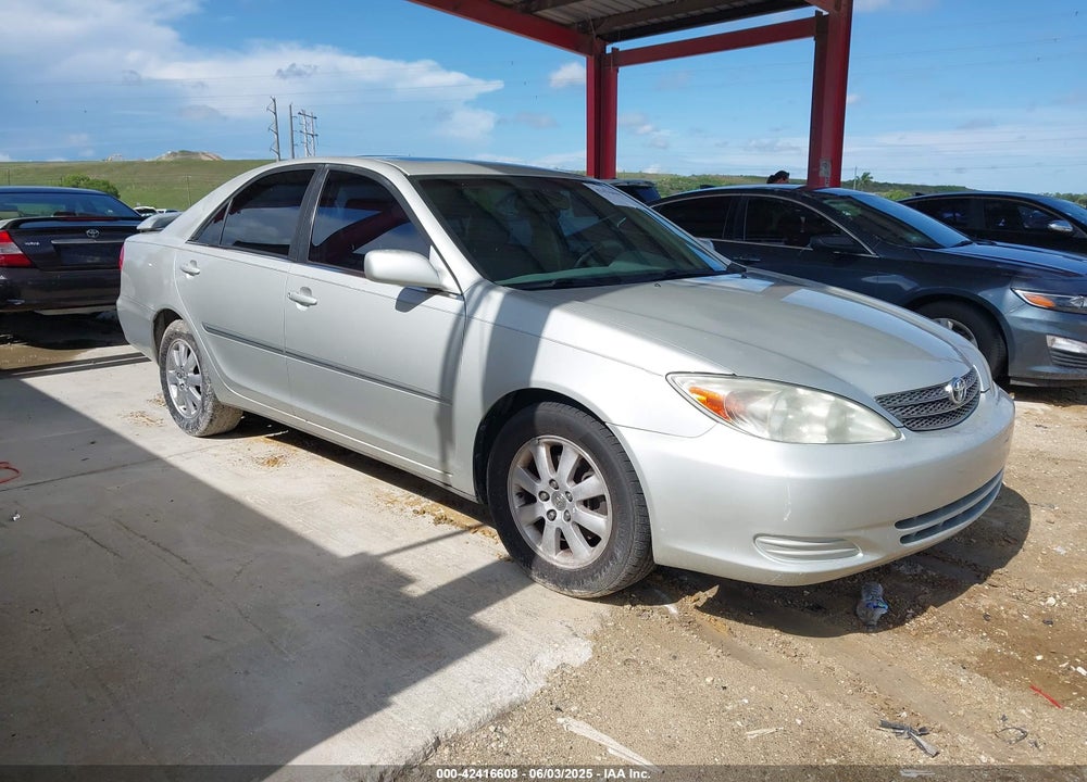 2002 TOYOTA CAMRY XLE V6 VIN: JTDBF30K820022437